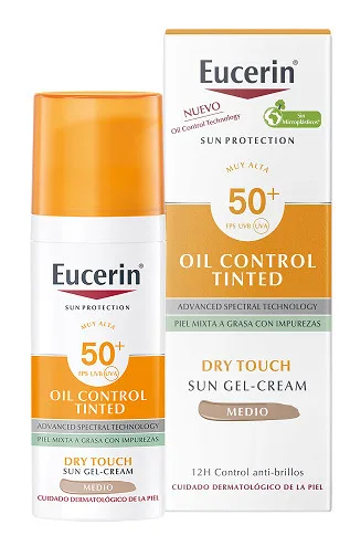 Oil Control Protector Solar Facial Dry Touch con Color SPF50+ 50 ml