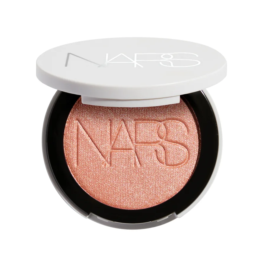 Light Reflecting Luminizing Blush